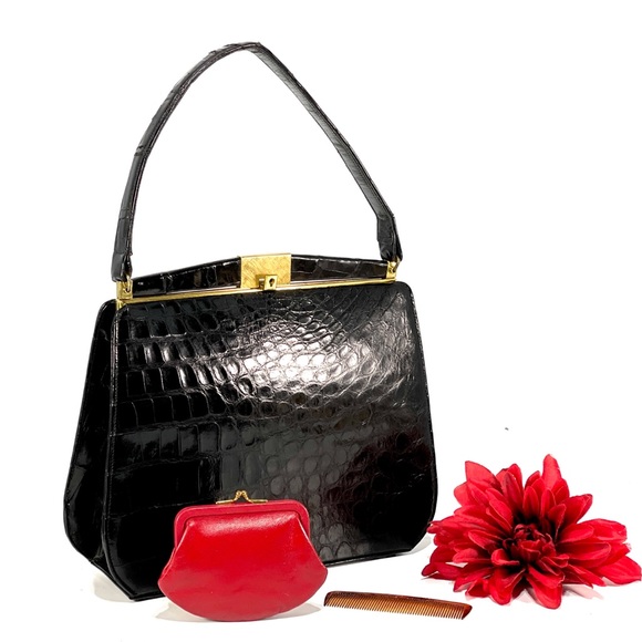 VINTAGE BELLESTONE | Genuine Alligator Satchel | Coin purse | Black & Red - Picture 15 of 15